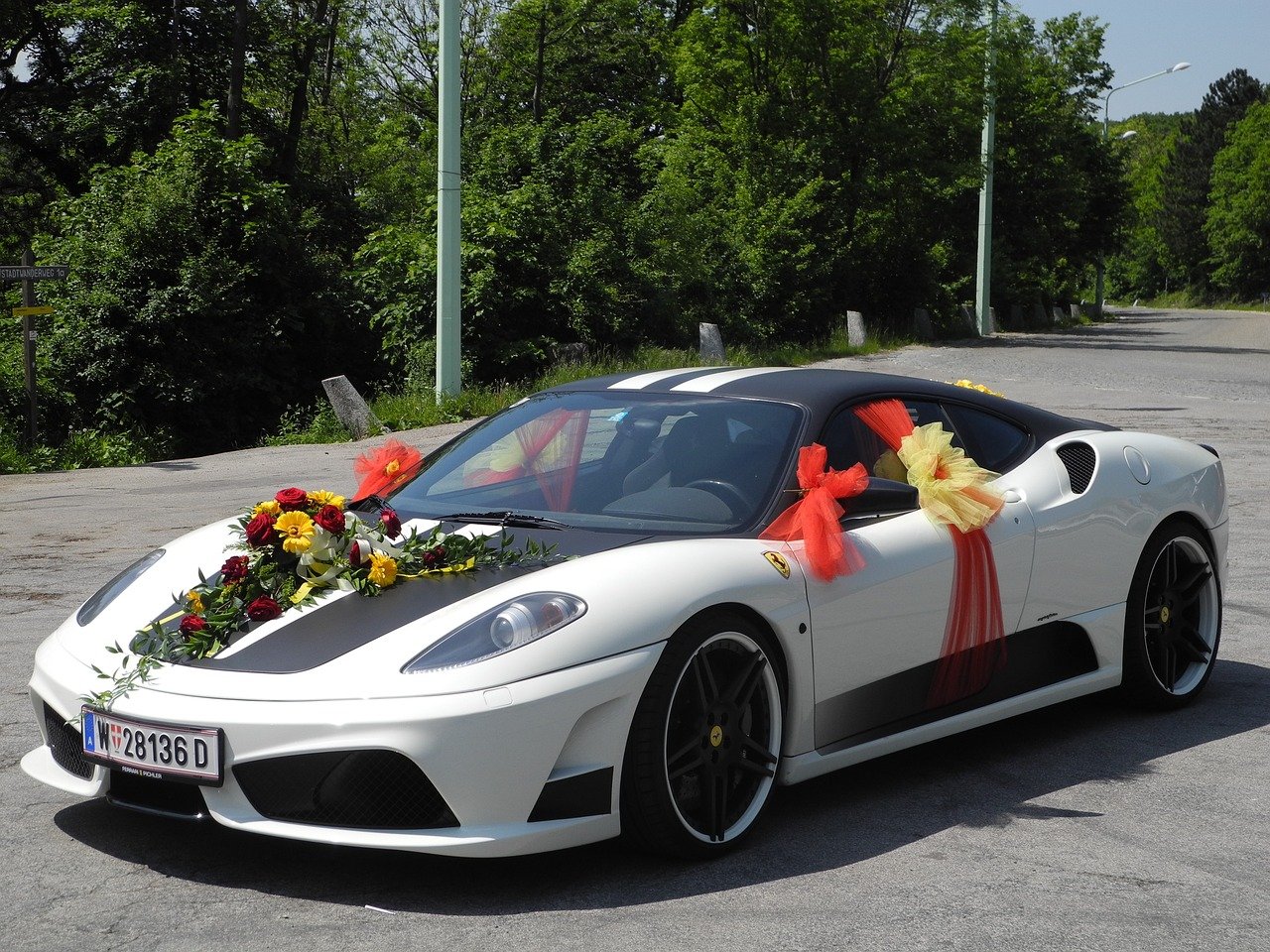 wedding car, automobile, ferrari-771395.jpg